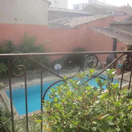 Chez Martine Cote Jardin -cote Canal Bed & Breakfast